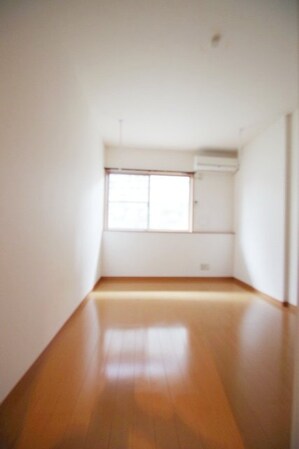 オウルージュ読売ランドの物件内観写真